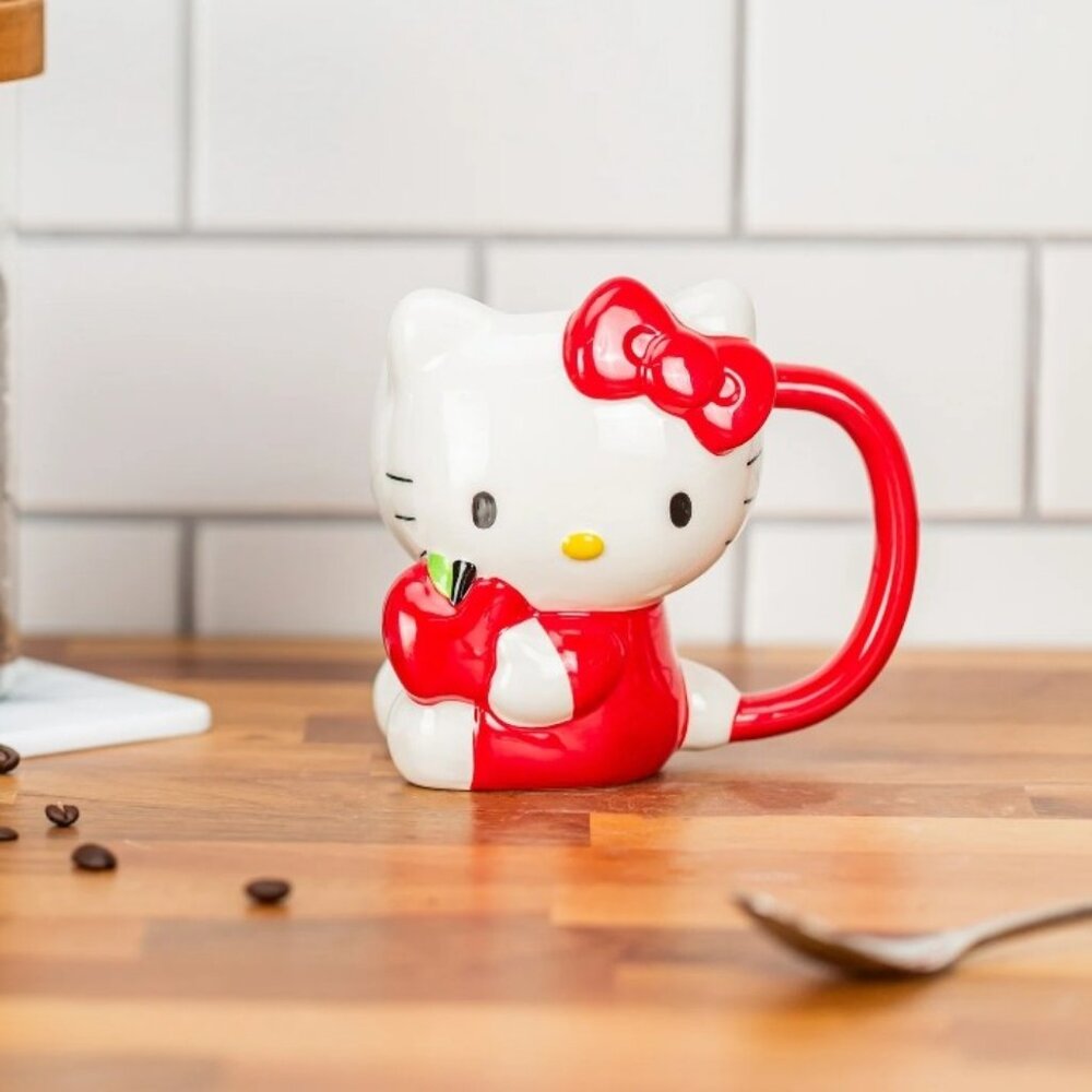 HELLO KITTY Sculpted Mug